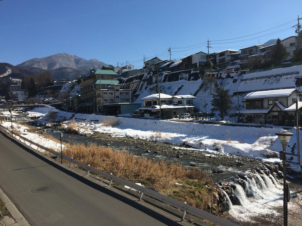 Hôtel Yudanaka Onsen Yamazakiya à Yamanouchi  Extérieur photo